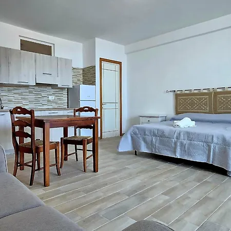 With Terrace And Air Conditioning Apartment Castelsardo