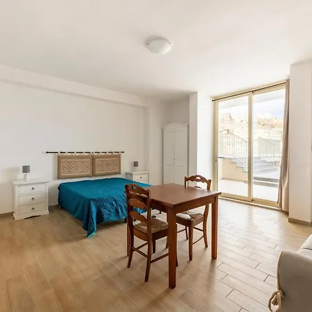 With Terrace And Air Conditioning * Castelsardo