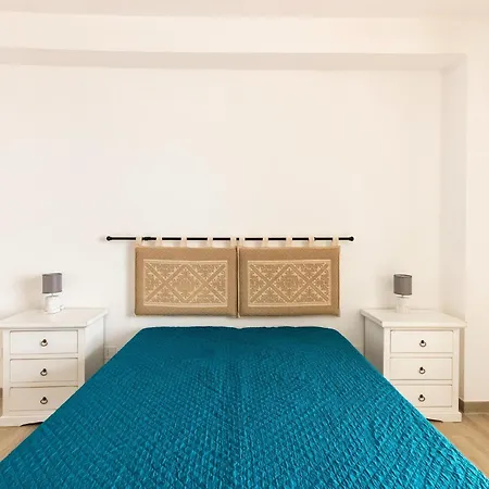 With Terrace And Air Conditioning * Castelsardo