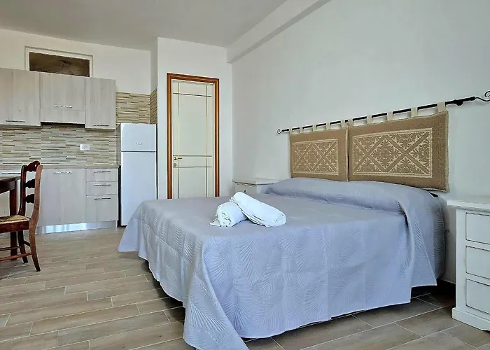 Aria Condizionata E Terrazza Vista Mare 卡斯特尔萨多