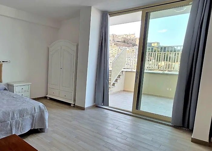 Aria Condizionata E Terrazza Vista Mare 公寓 卡斯特尔萨多