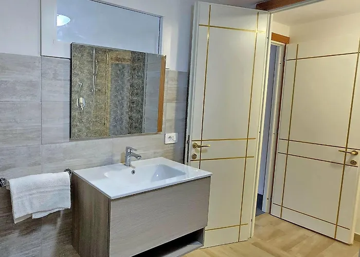 Aria Condizionata E Terrazza Vista Mare 公寓 卡斯特尔萨多