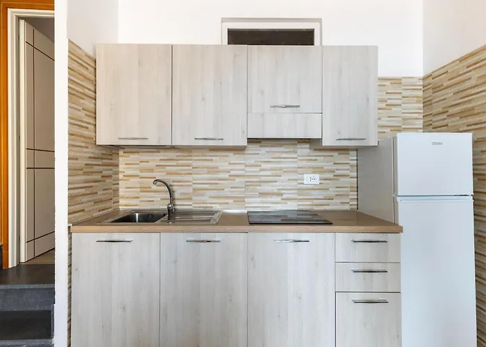 Aria Condizionata E Terrazza Vista Mare 公寓